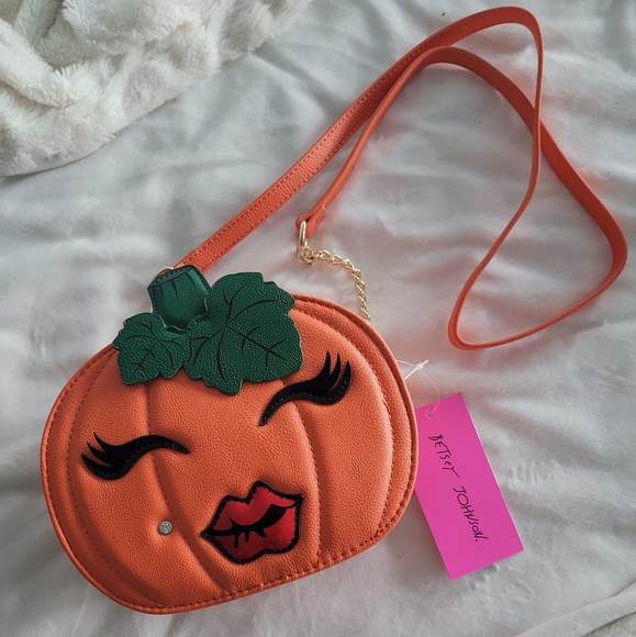 Betsey Johnson Handbags - Betsey Johnson xoPunkin Viral Bag